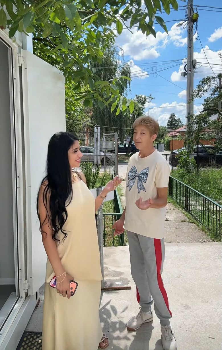 Melek și Ana