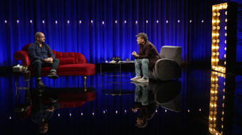 Andrei Vulpescu pune sub lupă amintiri și emoții, sâmbătă, la „În Oglindă”: „La un moment dat, se spunea <și la bine și la greu>. Și acum ne-am debarasat de greu și vrem doar bine...E consumerismul modern”