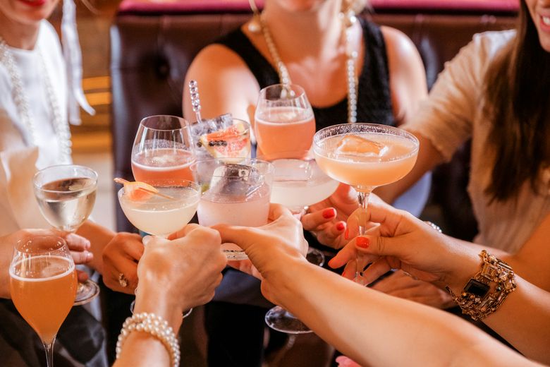 (P) Gin, șampanie și rom: bauturile care pot schimba ritmul serilor moderne