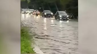 Cod portocaliu în Capitală! A fost transmis RO-ALERT. Sunt așteptate descărcări electrice, averse torențiale și intensificări ale vântului