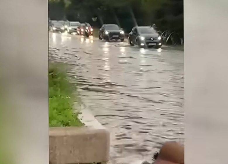 Furtună Capitală