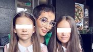 Dana Roba și fiicele sale