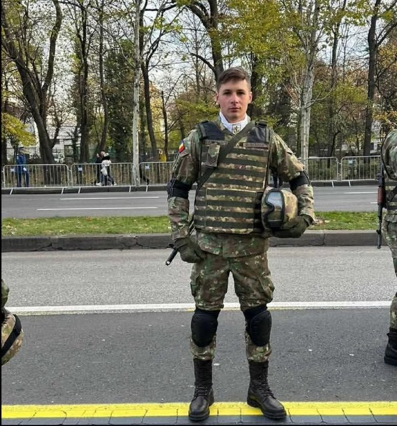 Militarul decedat