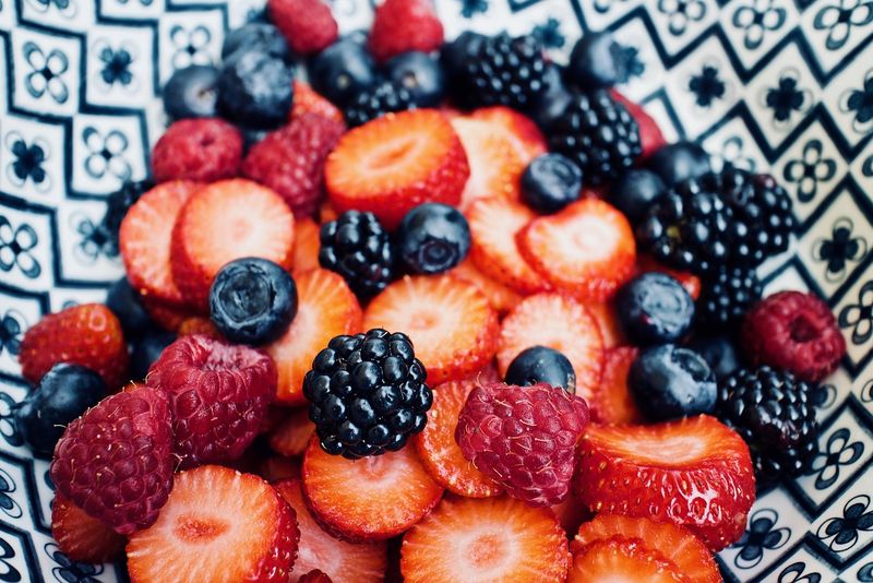 Meniul &bdquo;Light &amp; Fresh&rdquo; de august: 5 cine rapide, gata &icirc;n 15 minute, ideale pentru zilele &icirc;n care refuzi să dai drumul la aragaz