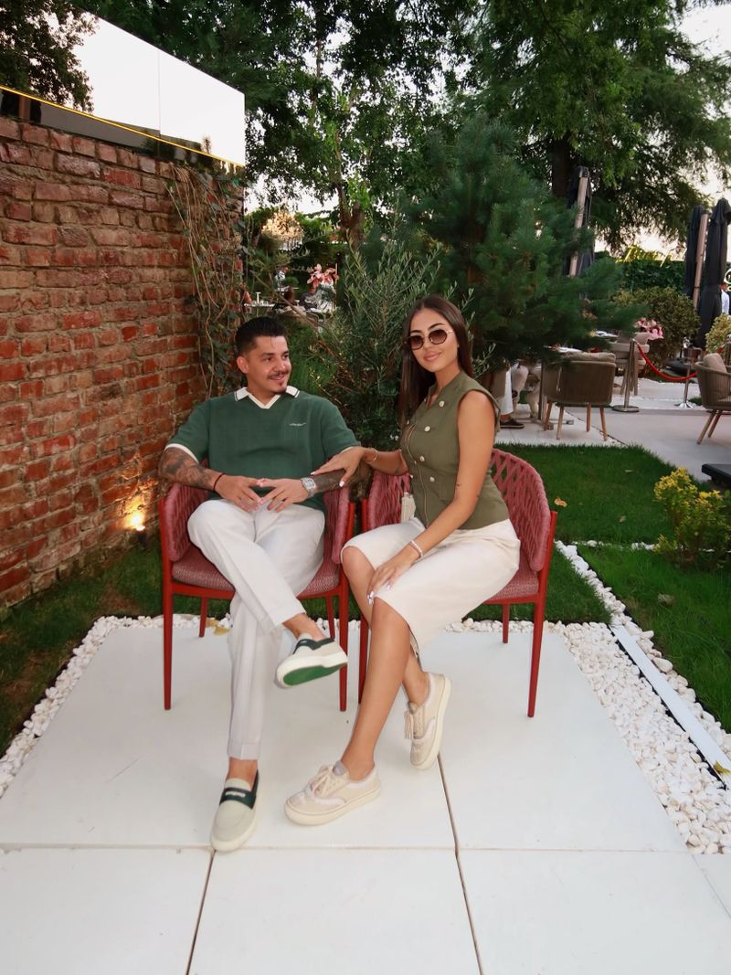 Bogdan de la Ploiești și Vanessa