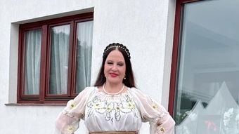 Care este trucul Mariei Dragomiroiu pentru un păr atât de lung. Artista a dezvăluit ce anume a ajutat-o când avea probleme cu el: “Am învățat din bătrâni.”