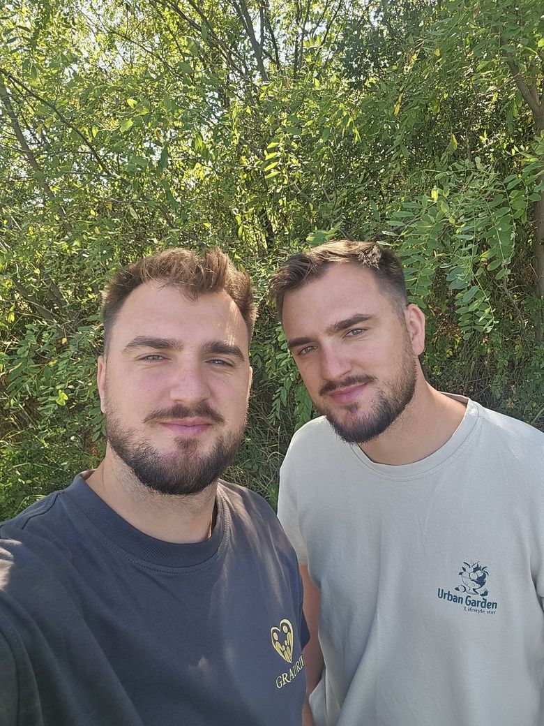 Poveste de iubire terminată tragic pentru o  fată de 14 ani. Tânăra s-a spânzurat în spatele casei după ce părinții i-au interzis să-și continue relația