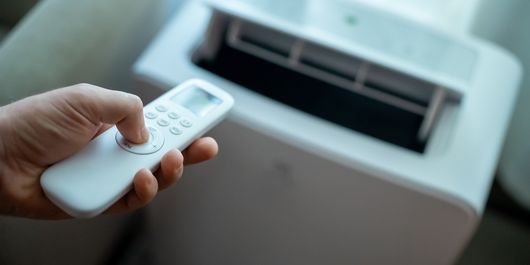 (P) Chiria și climatizarea: ce soluții mobile funcționează fără a fi nevoie de acordul proprietarului