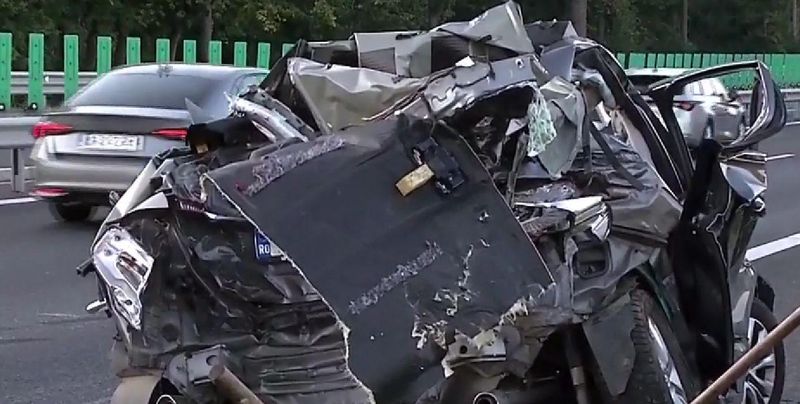 Accident l&acirc;ngă București