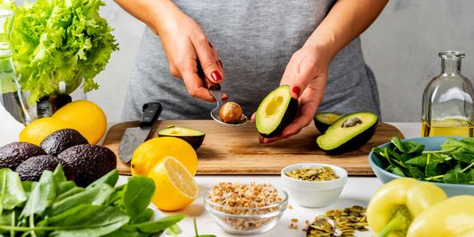 (P) Grăsimile bune din alimentație: ce surse vegetale poți include în fiecare zi?