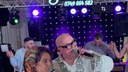 Victor Lavric și mama sa, Laura