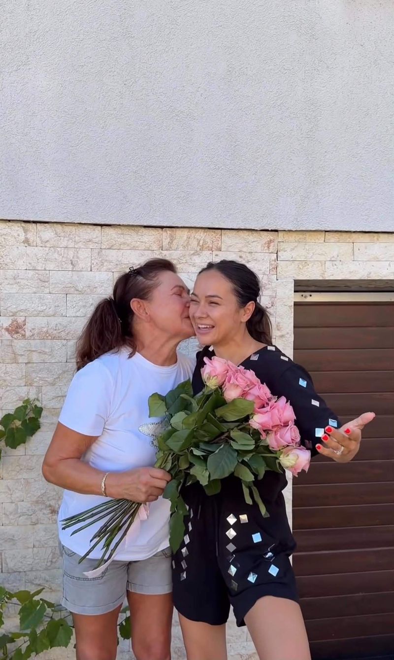 Vlăduța Lupău și mama ei