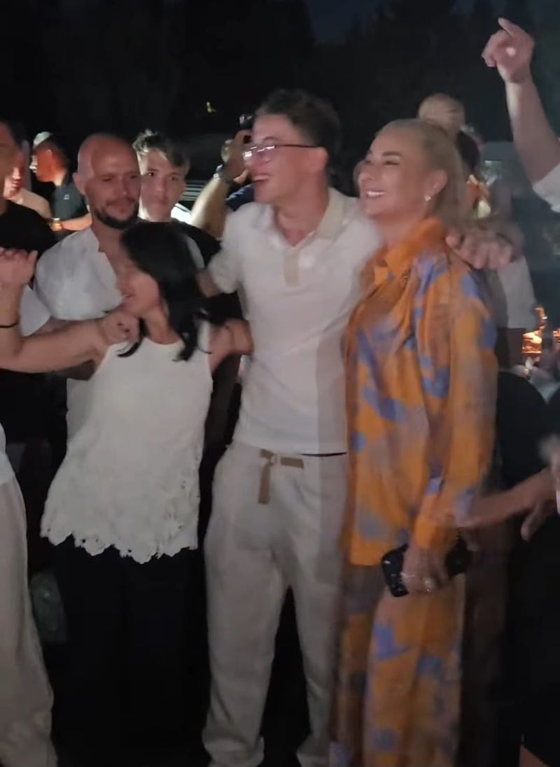 Majorat Laurențiu Reghecampf Jr.