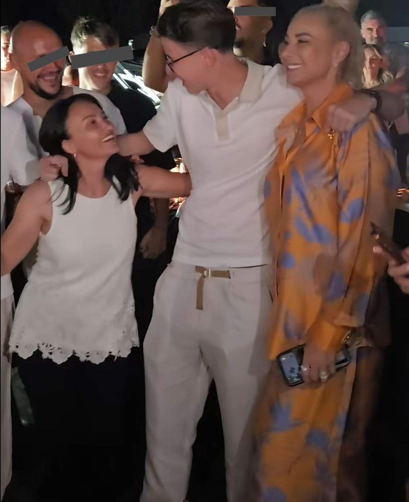 Majorat Laurențiu Reghecampf Jr.