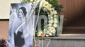Ce detaliu este scris pe crucea Mădălinei Apostol. Apropiații petrec ultimele clipe lângă sicriul iubitei lui Nick Rădoi