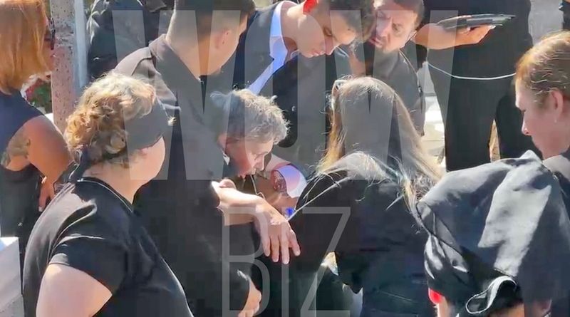 &Icirc;nmorm&acirc;ntare Mădălina Apostol