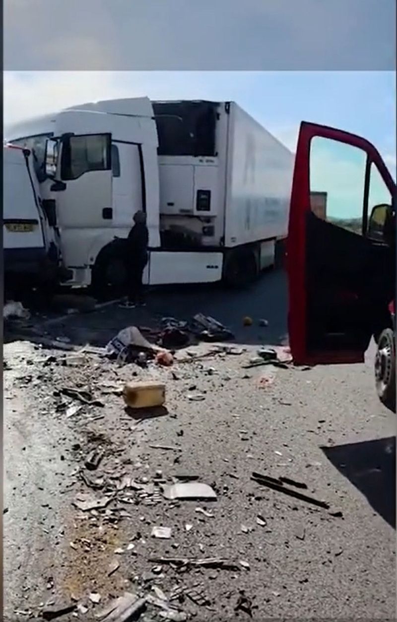 Accident microbuz