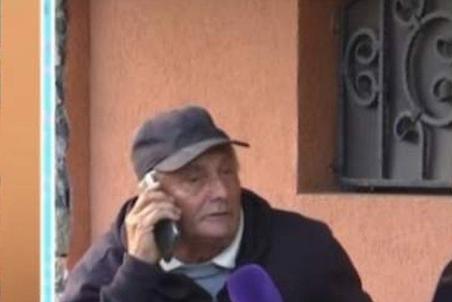 Vecinul tinerilor