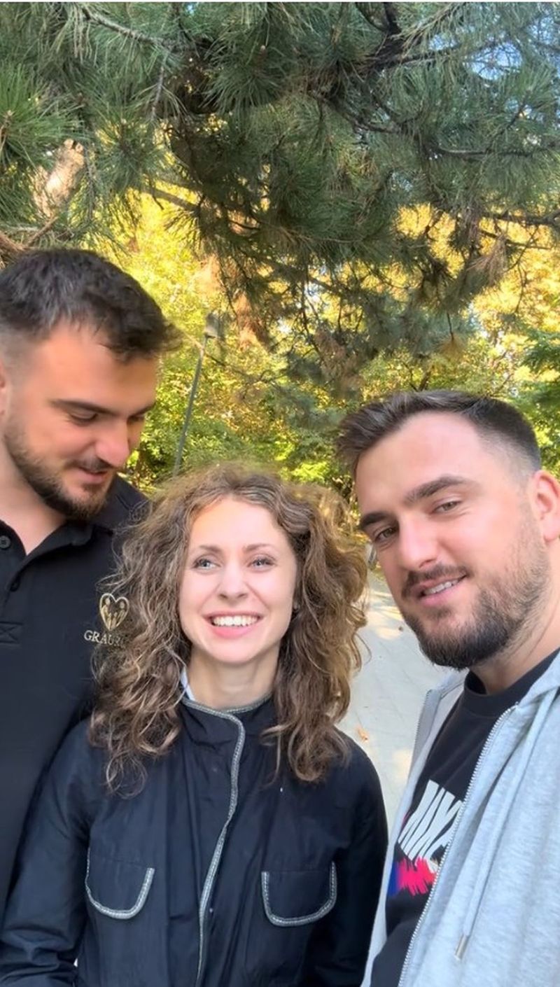Frații Graur și Petra