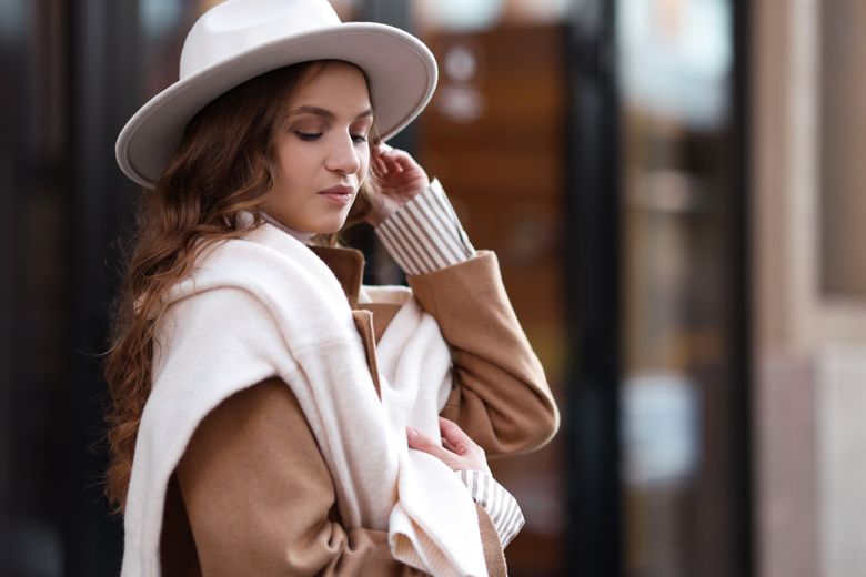 5 accesorii care nu trebuie să îți lipsească din ținutele de toamnă 5 accesorii care nu trebuie să îți lipsească din ținutele de toamnă