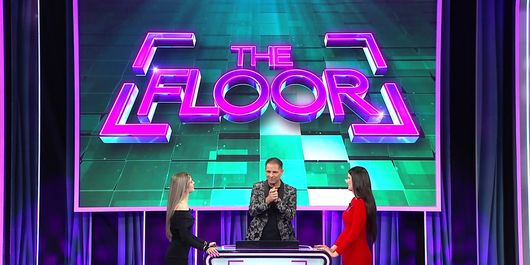 Finală la feminin la „The Floor”. Urmașa lui Moș Ion Roată a câștigat 50.000 de lei! Bătălia creierelor continuă cu o nouă serie, sâmbătă, la Kanal D!