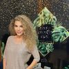 Alina Laufer a recunoscut de ce și-a făcut ultima intervenție estetică: &bdquo;Dacă sunt așa mai dăr&acirc;mată din punct de vedere psihic, prefer, să spunem că asta e terapia mea.&rdquo;