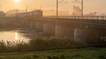 Tragedie de nedescris! Cel puțin 39 de persoane și-au pierdut viața după ce două trenuri de mare viteză s-au ciocnit
