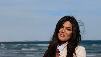 Cum a început povestea de iubire dintre Paula Seling și Alexandru Gorgos. Artista, mai sinceră ca niciodată despre viața amoroasă: “Am descoperit că armonia poate exista și dincolo de portativ.”