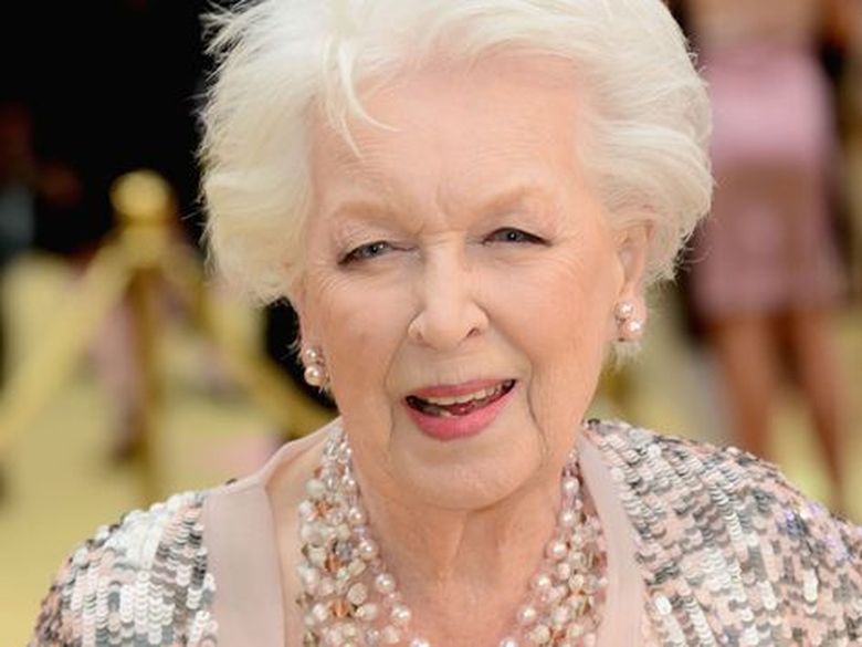 Actrița June Whitfield a murit la vârsta de 93 de ani