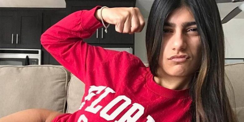 Mia Khalifa i-a purtat noroc lui West Ham în etapa a 22-a din Premier League