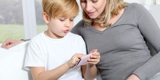 Parenting: Dragă copile, nu înteleg lumea ta, dar sunt mereu lângă tine