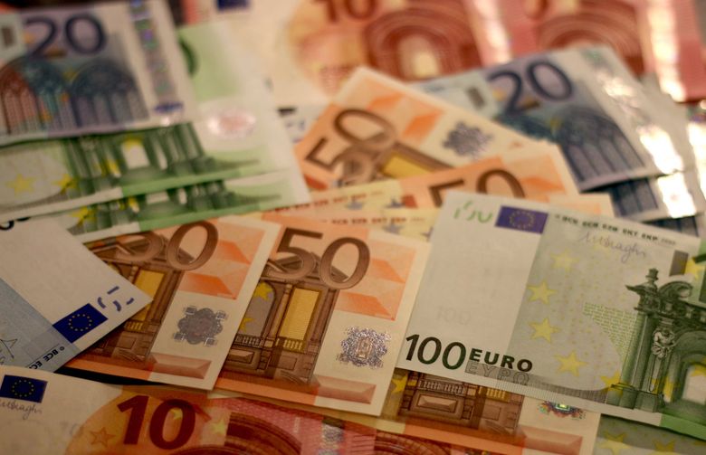 Copacul banilor 2019. Ce să ţii în casă şi unde să îl pui, în Anul Mistreţului de Pământ Copacul banilor 2019. Ce să ţii în casă şi unde să îl pui, în Anul Mistreţului de Pământ