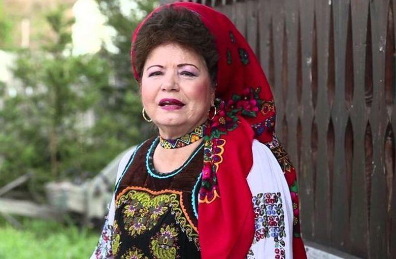 Cântăreaţa de muzică populară Saveta Bogdan, la un pas de moarte: ”Am stat in comă” Cântăreaţa de muzică populară Saveta Bogdan, la un pas de moarte: ”Am stat in comă”