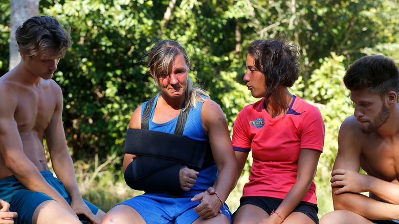 Faimoşii au câştigat “Jocul de Aventură” de la “Exatlon”, dupa un meci tensionat! Războinicii, în lacrimi, la baraca. Irina Postolea a părăsit competiţia, in urma accidentării Faimoşii au câştigat “Jocul de Aventură” de la “Exatlon”, dupa un meci tensionat! Războinicii, în lacrimi, la baraca. Irina Postolea a părăsit competiţia, in urma accidentării
