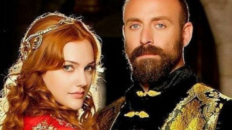 O mai ştii pe Hurrem din „Suleyman Magnificul“? Transformarea ei este uluitoare: de nerecunoscut