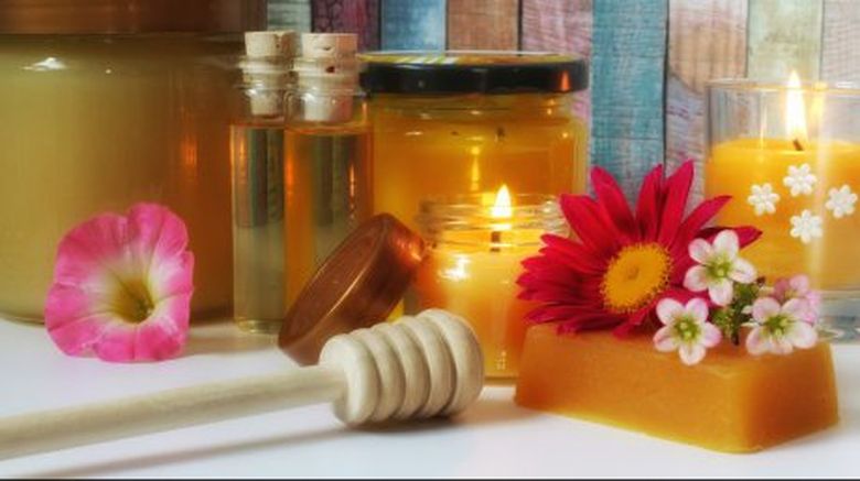 15 BOLI pe care le POȚI VINDECA cu tinctură de PROPOLIS. Ce trebuie să faci? 15 BOLI pe care le POȚI VINDECA cu tinctură de PROPOLIS. Ce trebuie să faci?