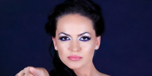 A născut! O artistă celebră are un băieţel! Avem primele imagini! ”După ce a păţit Andreea Bălan, am mers să nasc la stat”