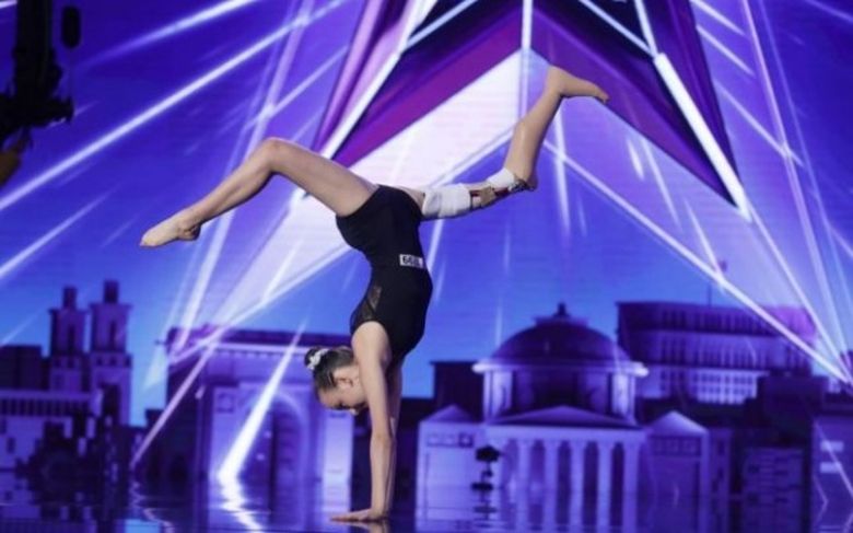 A murit Emma Neagu, gimnasta - minune cu proteză! Avea numai 15 ani A murit Emma Neagu, gimnasta - minune cu proteză! Avea numai 15 ani