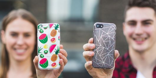 4 motive pentru care trebuie sa iti cumperi o husa pentru telefon