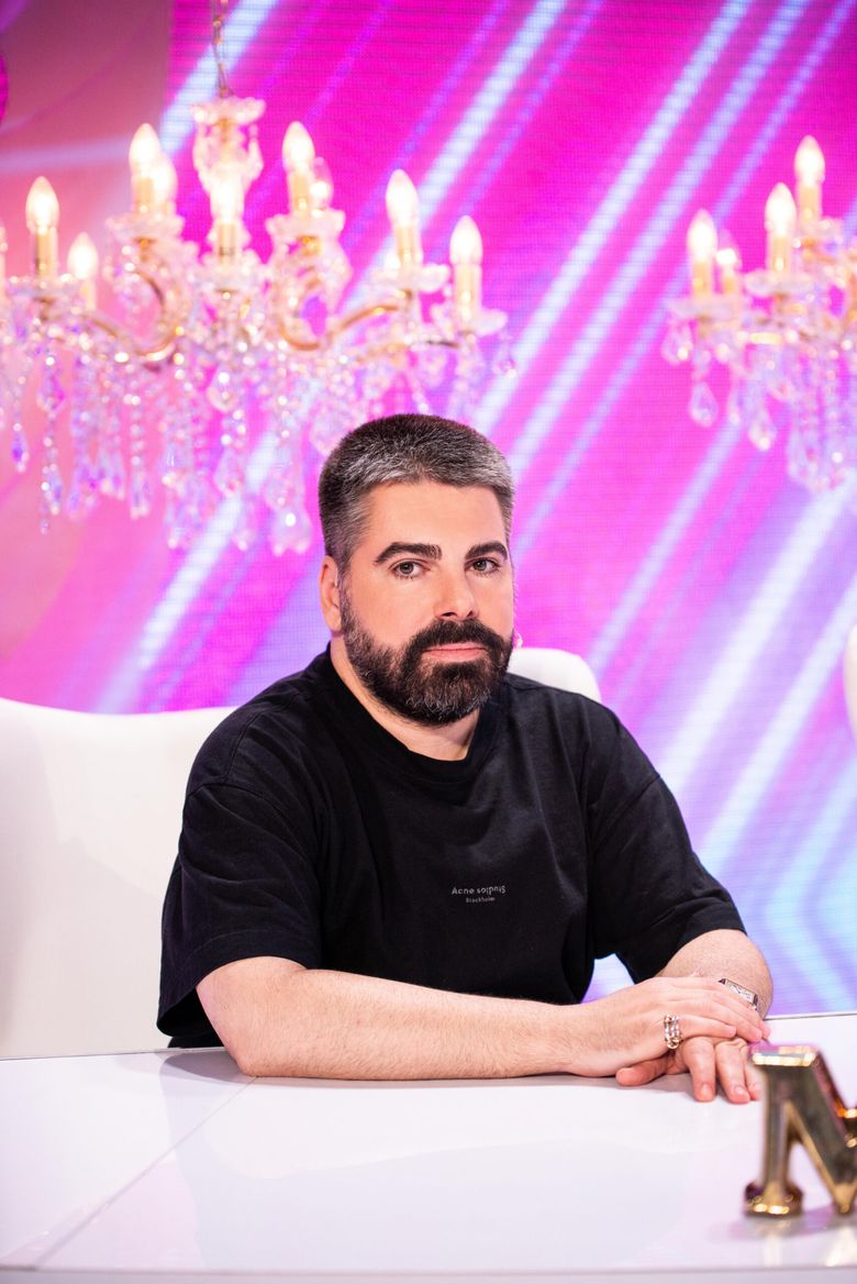 Maurice Munteanu si Catalin Botezatu, sfaturi vestimentare despre cum ar trebui sa ne imbracam atunci cand mergem la biserica!