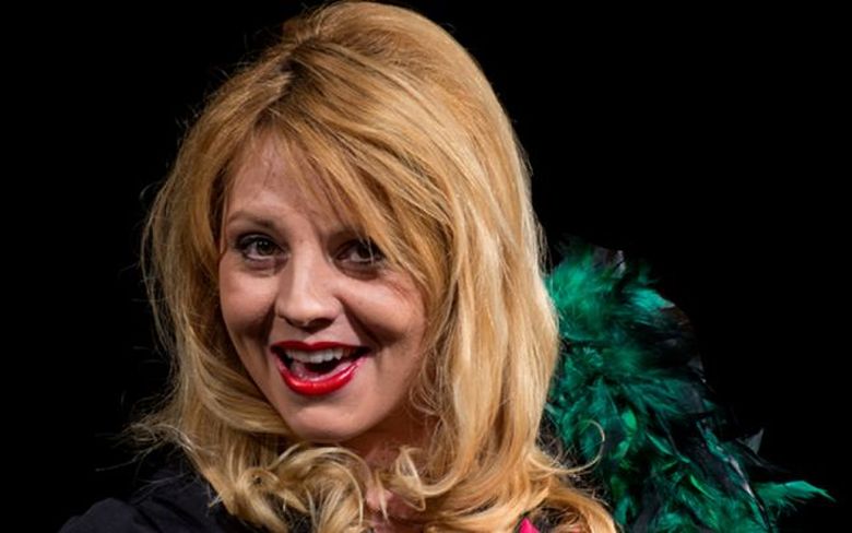 Actrița Natalie Ester, mesaj dur după moartea lui Răzvan Ciobanu: „Atâta lipsă de decență nu credeam că se poate” Actrița Natalie Ester, mesaj dur după moartea lui Răzvan Ciobanu: „Atâta lipsă de decență nu credeam că se poate”