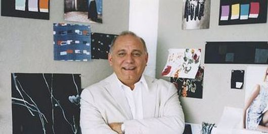 Creatorul de modă Max Azria a murit la vârsta de 70 de ani