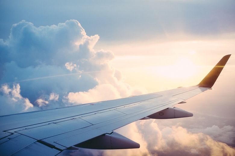 O femeie de 58 de ani a murit &icirc;ntr-un avion