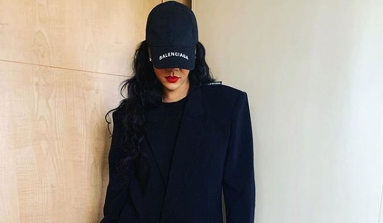Ea este cea mai bogată cântăreață din lume. Le-a întrecut chiar și pe Madonna și Beyonce Ea este cea mai bogată cântăreață din lume. Le-a întrecut chiar și pe Madonna și Beyonce