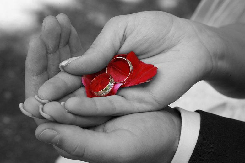 Ce să nu faci niciodată cu verigheta! Aduce ghinionul și divorțul e inevitabil Ce să nu faci niciodată cu verigheta! Aduce ghinionul și divorțul e inevitabil