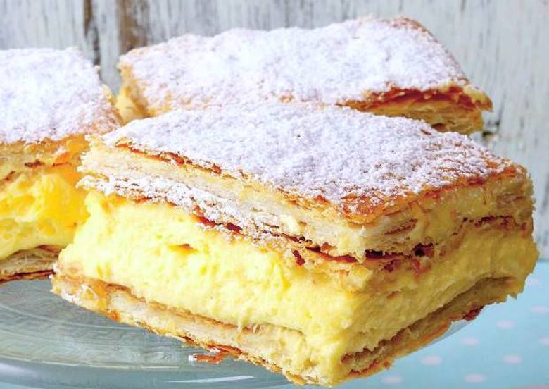 Prăjitura CREMŞNIT - cum să pregăteşti cel mai bun desert!
