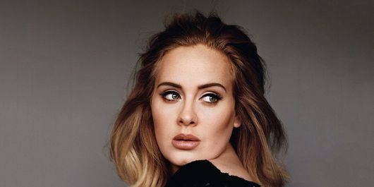 Prima poză cu Adele după divorț. Cântăreața a slăbit vizibil