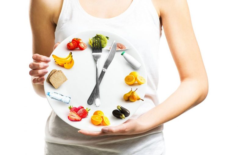 DIETA la ore fixe. Scapi rapid și sănătos de kilogramele &icirc;n plus