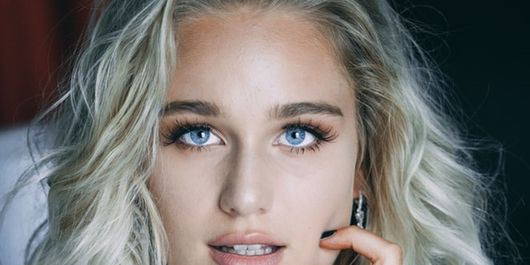 Ce trebuie să îl întrebi EXACT pe stilist, pentru a obține nuanța perfectă de blond! Greșelile pe care multe femei le fac