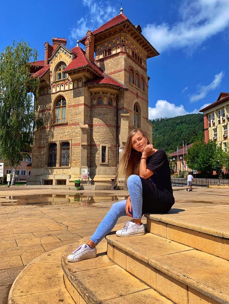 Sylvia Sîrbu, cadre interzise pe plajă! Vezi aici imagini hot cu solista FOTO Sylvia Sîrbu, cadre interzise pe plajă! Vezi aici imagini hot cu solista FOTO